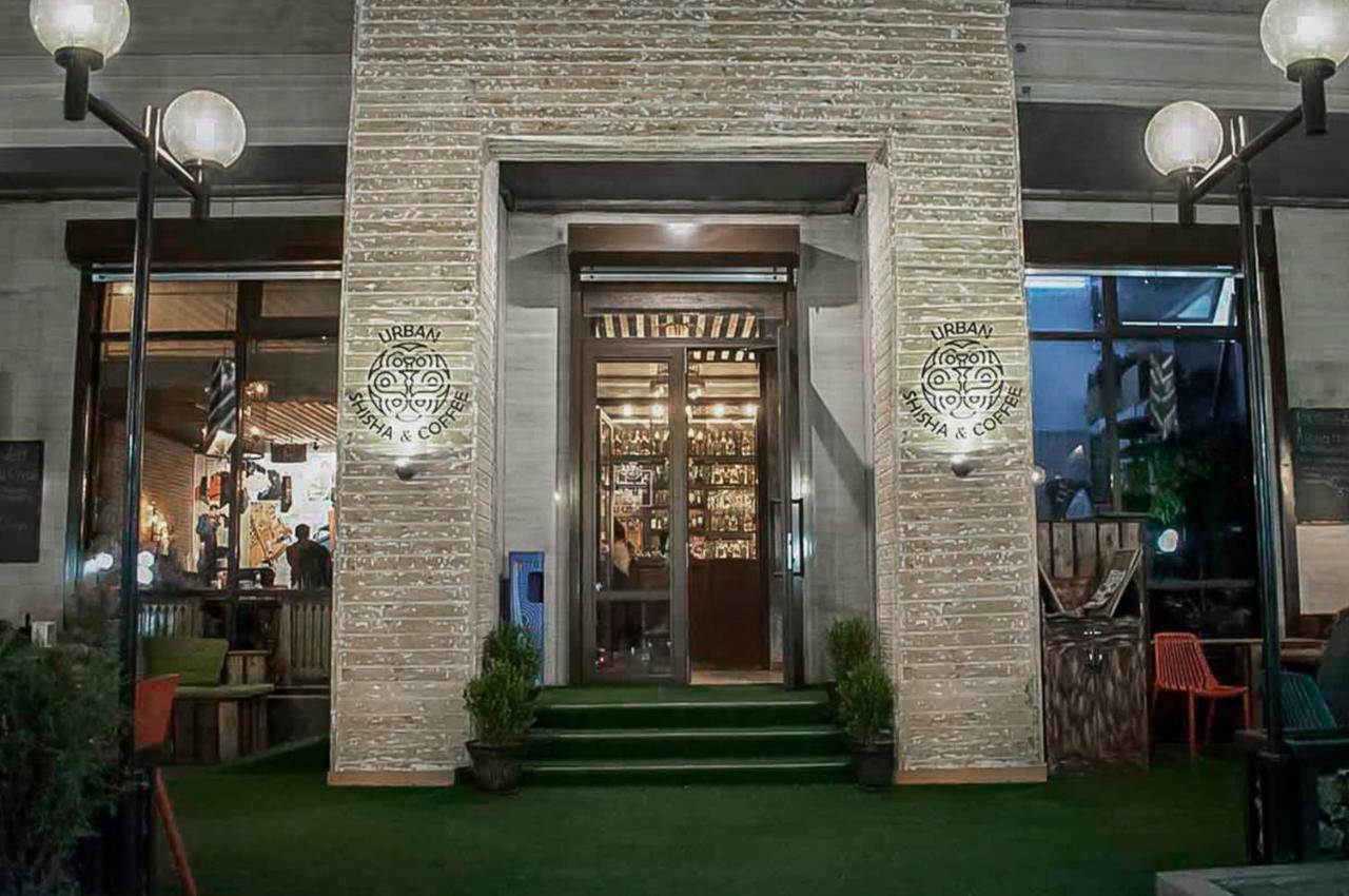 Spacious And Cozy Apartment In Bishkek Center Bagian luar foto